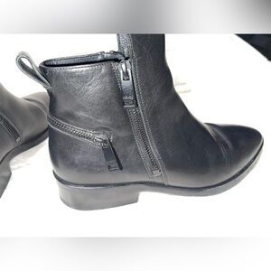 EUC KENZO Totem Flat Zip Leather Ankle Boots - Black Size 38